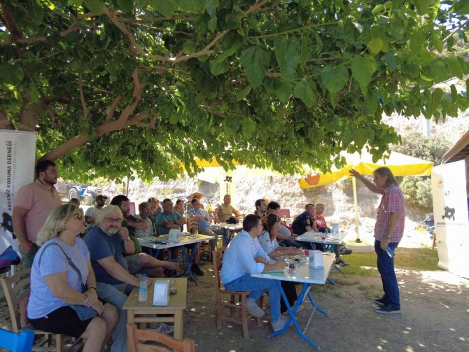 Datçalı Balıkçılara ‘Yeni Balık Türleri’ Eğitimi