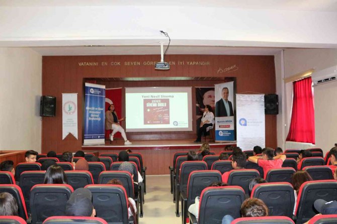 Akseki’de Gençlere Yönelik Fırsatlar Anlatıldı