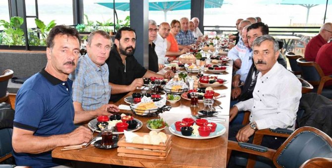 Oral: Kapımız Muhtarlara Her Zaman Açık