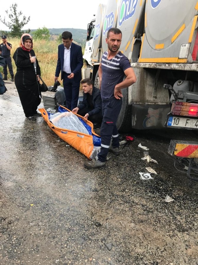 Balıkesir-kütahya Yolunda Feci Kaza: Ölü Ve Yaralılar Var