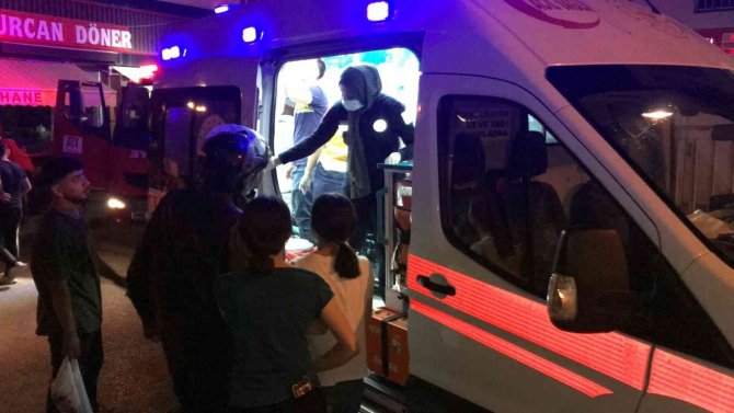 Bilecik’te Bir İş Yerinde Çıkan Yangında 1 Kişi Dumandan Etkilendi