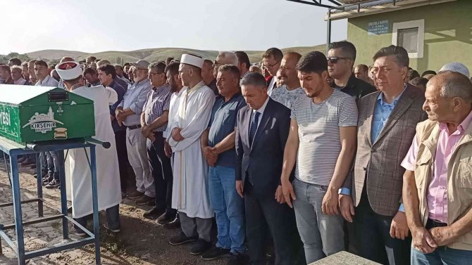 77 Gün Sonra Cansız Bedeni Bulunan Hasan Aydoğan Köyünde Defnedildi