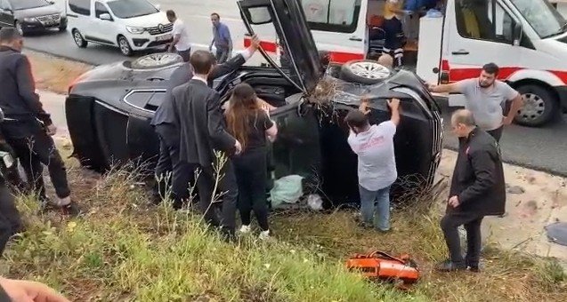 Tbmm Başkanı Korumaları Kaza Yaptı
