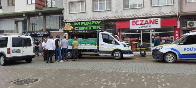 Husumetlisinin İşyerine Kurşun Yağdırdı