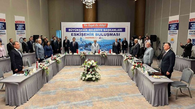 Chp’li Büyükşehir Belediye Başkanları Eskişehir’de Bir Araya Geldi