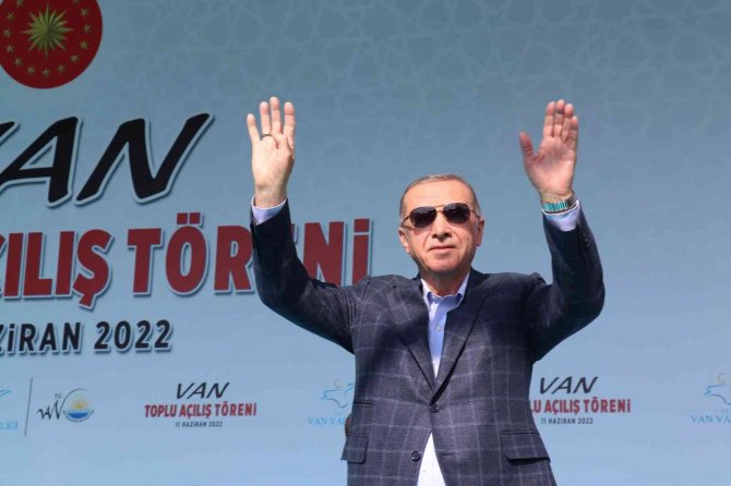 Cumhurbaşkanı Erdoğan: "Yeri Geldiğinde Gövdemizi Namlulara Siper Ettik"