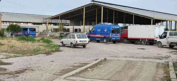 Çiftlikte Çalışan İşçi Ölü Bulundu