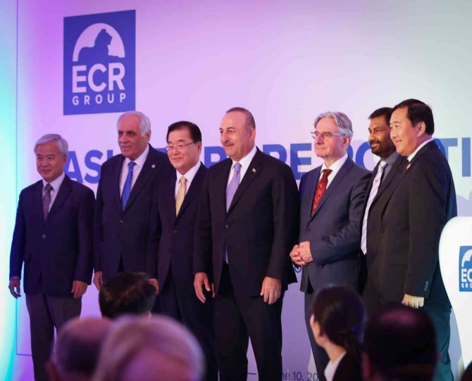 Bakan Çavuşoğlu, Prag’da 4. Asya-avrupa Siyasi Forumu’na Katıldı