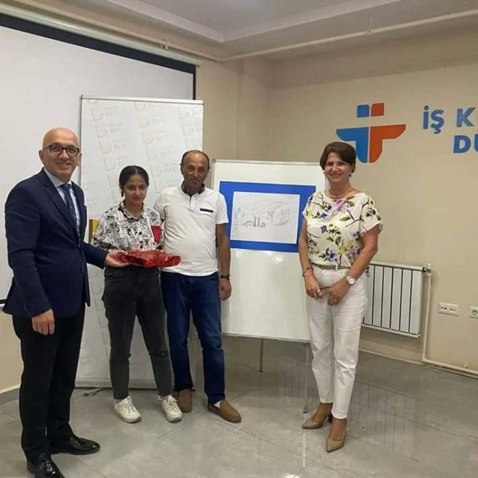 Belediyede Personelinin Çocukları Yarıştı