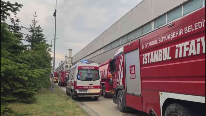 Esenyut’ta Demir Fabrikasında Yangın Paniği