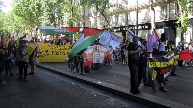 Fransa’da Irkçılık Karşıtı Protesto