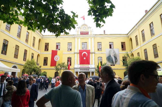 Erden Timur Oyunu Kullandı