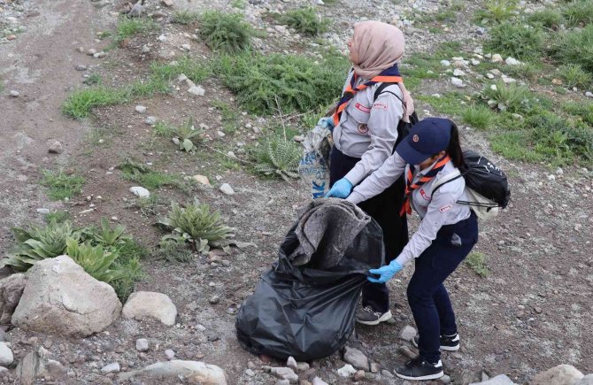 2 Milyon Turistin Ziyaret Ettiği Erciyes’i Pırıl Pırıl Yaptılar