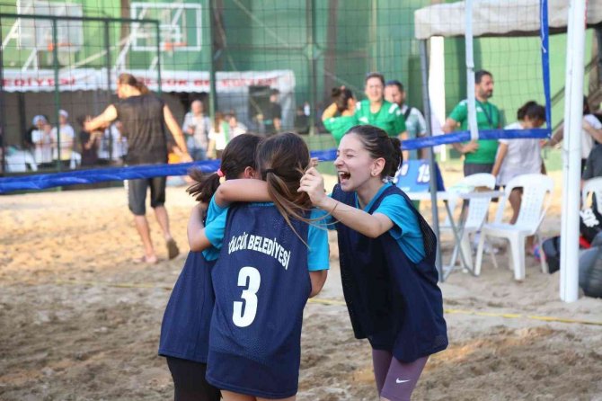 162 Takım Plaj Voleybolu Turnunvasında Yarışacak