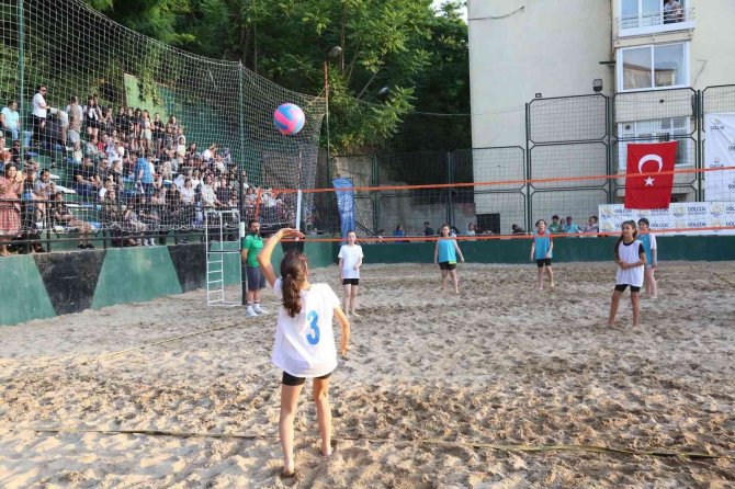 162 Takım Plaj Voleybolu Turnunvasında Yarışacak