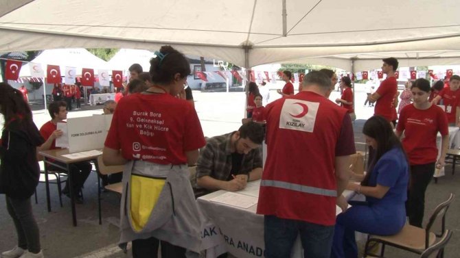 Kartal’da Lise Öğrencileri Kan Ve Kök Hücre Bağış Kampanyası Düzenledi