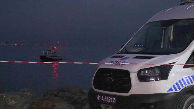Denizde Kadın Cesedi Bulundu