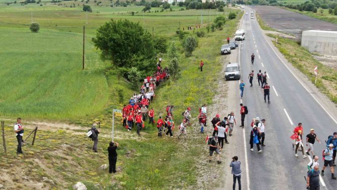 Atatürk Ve İ̇stiklal Yolu’nda Yürüyüşçüler Seydiler’e Ulaştı