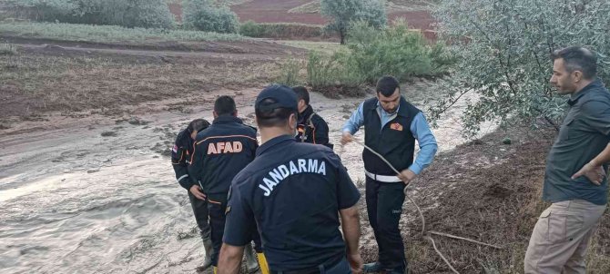 Yozgat’ta Sel Nedeniyle Mahsur Kalan 9 Kişi Kurtarıldı
