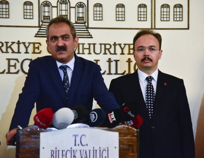 Bakan Özer’den Bilecik’e Okul Müjdeleri