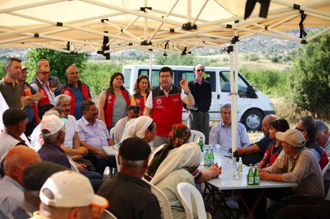 Çiftçilere Ücretsiz Saman Balyası Dağıtıldı