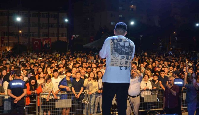 Bafra’da Gençler Rap Müziğe Doydu