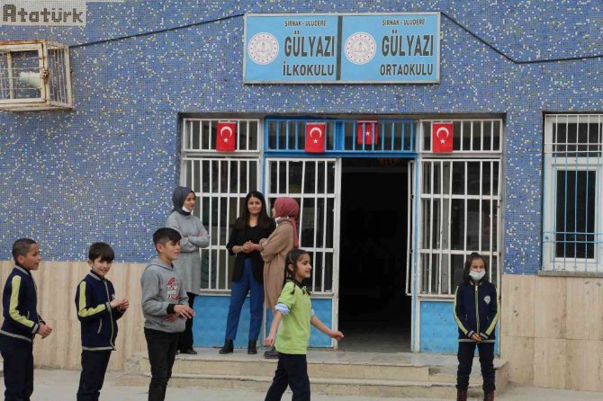 Şırnaklı Kardeşler Okudukları Okulun İdarecisi Ve Öğretmeni Oldu