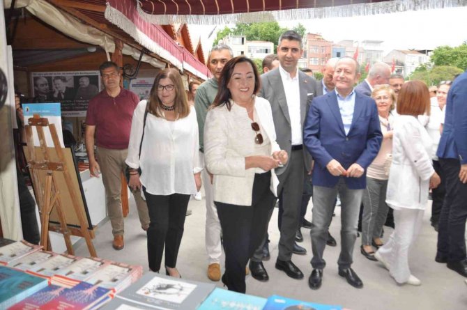Kartal Kitap Fuarı, Kitapseverlere Kapılarını Açtı