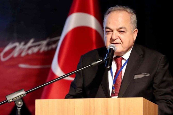 Maltepe’de “Dünyaya Kültür Taşıyan Ön Türkler” Çalıştayı Başladı