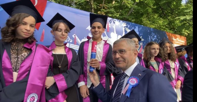 Üsküdar’da Çocuk Üniversitesi Mezuniyet Coşkusu Yaşandı