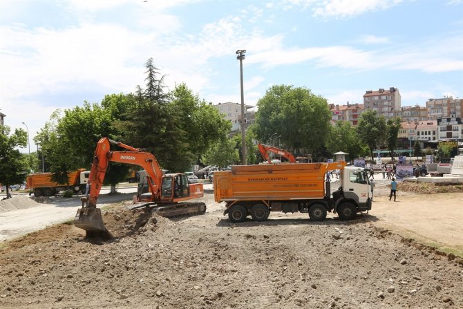 Kütahya’da ’Zafer Meydanı Yenileme’ Projesinde Temel Atıldı