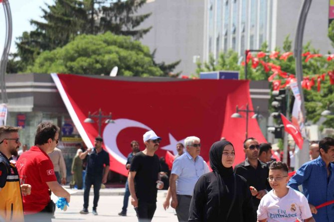 Vanlılar Cumhurbaşkanı Heyecanla Bekliyor