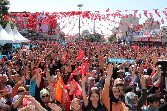 Vanlılar Cumhurbaşkanı Heyecanla Bekliyor