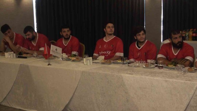 Tekerlekli Sandalye Basketbol A Milli Takımı’na Moral Yemeği