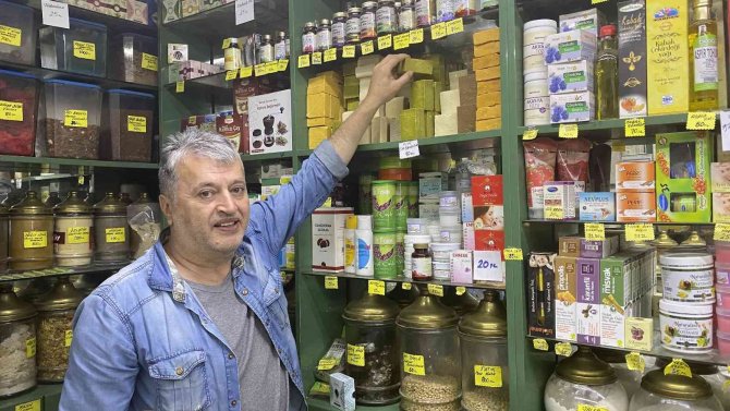 Alerji Ve Uyuza İyi Geliyor, Aktarlar Taleplere Yetişemiyor