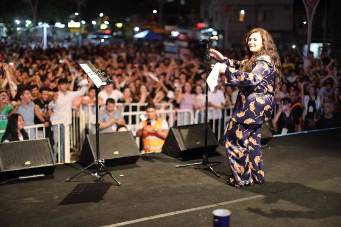 Tuğçe Kandemir Koçarlı’da Unutulmaz Bir Festival Yaşattı