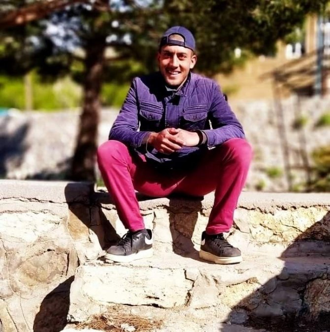 Havuza Giren Genç Boğuldu
