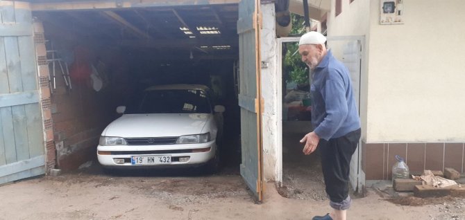 Osmancık’taki Sağanak Su Baskınlarına Neden Oldu