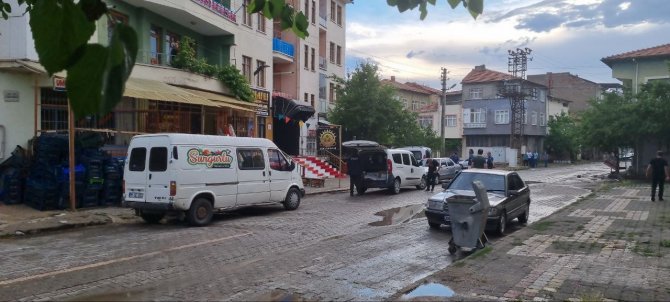 Tartıştığı Annesini Tüfekle Vurdu