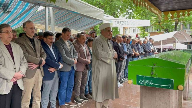 Dursunbey’deki Kazada Hayatını Kaybeden Ramazan Konak Toprağa Verildi