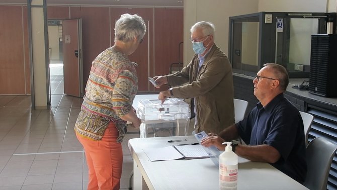 Fransa’da Halk, Milletvekili Seçimleri İçin Sandık Başında