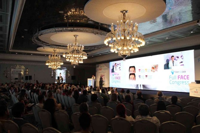İ̇stanbul’da 3 Gün Süren ‘Full Face Congress’ Toplantısına Yoğun İlgi