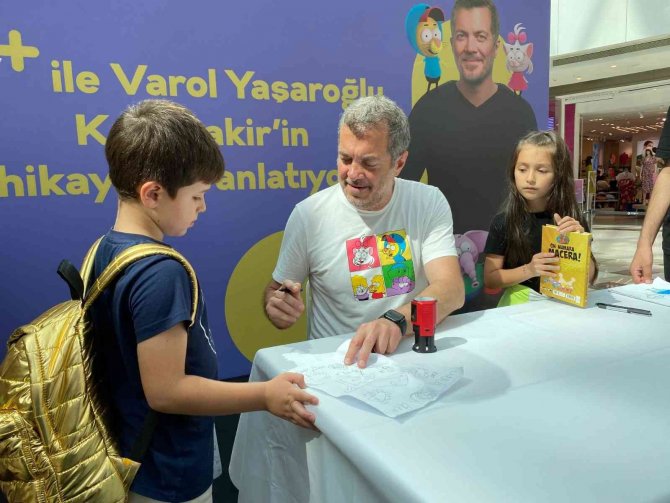 Sarıyer’de Karne Tatili Öncesi Çocuklar ‘Kral Şakir’ İle Eğlendi