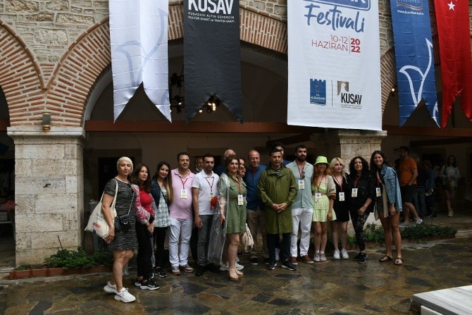 Kuşadası Sokak Festivali Zeytinyağı Tadımı İle Başladı