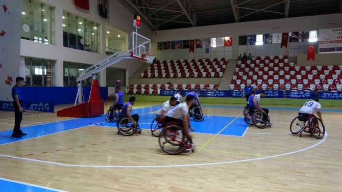 Muş Besk, Basketbol Maçında Ordu’ya Mağlup Oldu