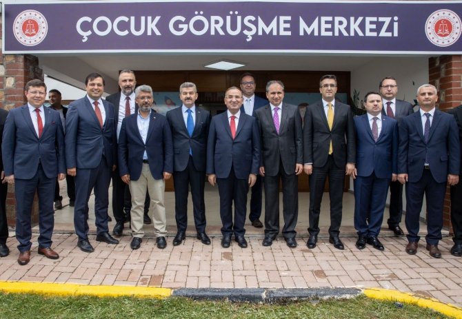 14 İ̇l’de "Çocuk Görüşme Merkezi" Açılıyor.