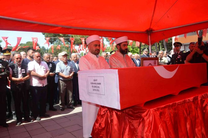 Kuzey Irak Şehidi Ordu’da Son Yolculuğuna Uğurlandı