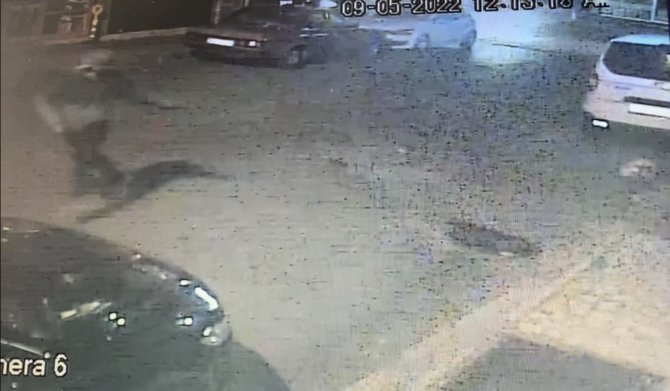 Sarıyer’de Silahlı Kavga Kamerada: Yol Kenarındaki Adam Vuruldu