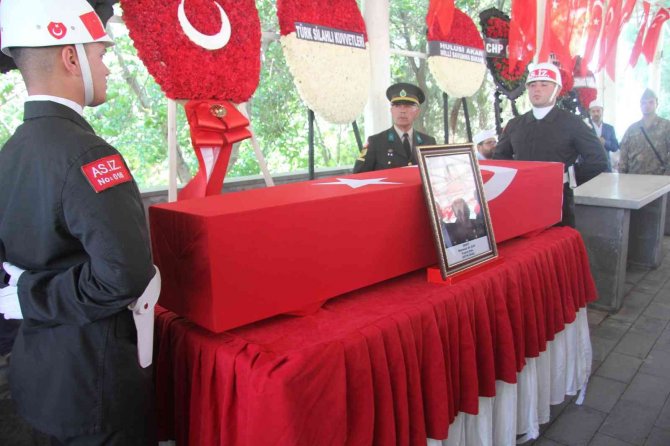 Şehit Ablasından Yürek Dağlayan Feryat: