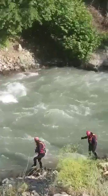 Çayda Akıntıya Kapılan Sağlık Çalışanını Arama Çalışmaları Sürüyor